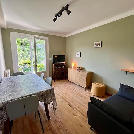 La Petite Ourse Maison De Village A Oust Bagian luar foto