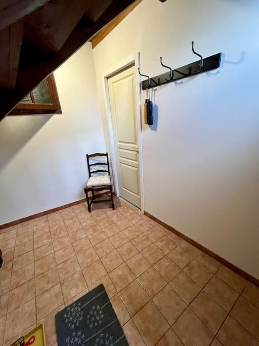La Petite Ourse Maison De Village A Oust Bagian luar foto