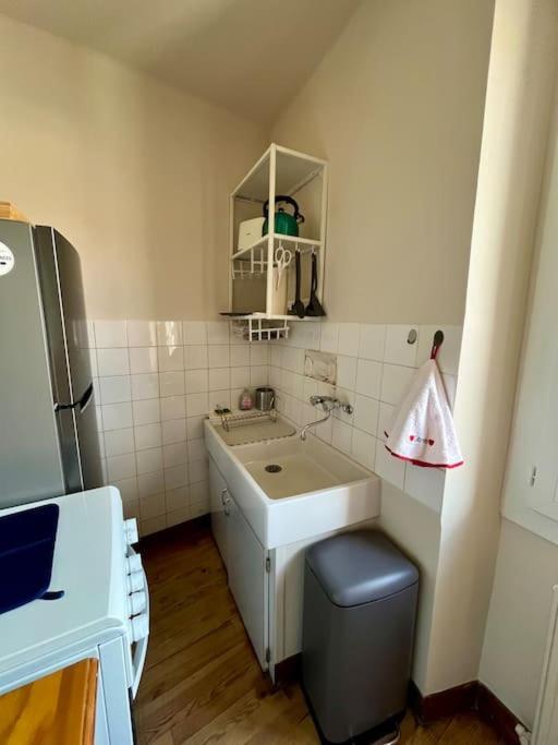 La Petite Ourse Maison De Village A Oust Bagian luar foto