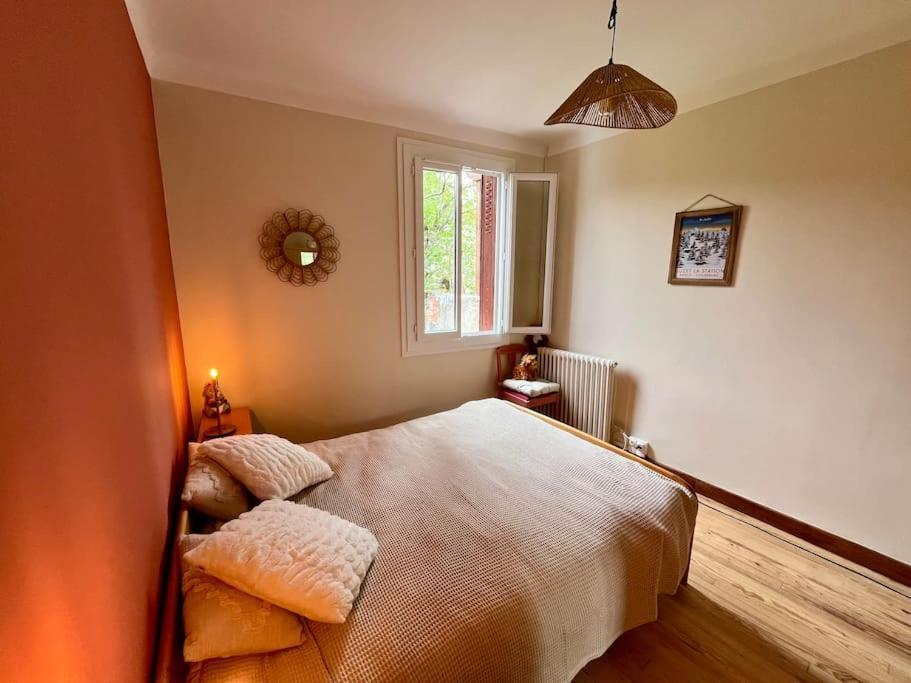 La Petite Ourse Maison De Village A Oust Bagian luar foto